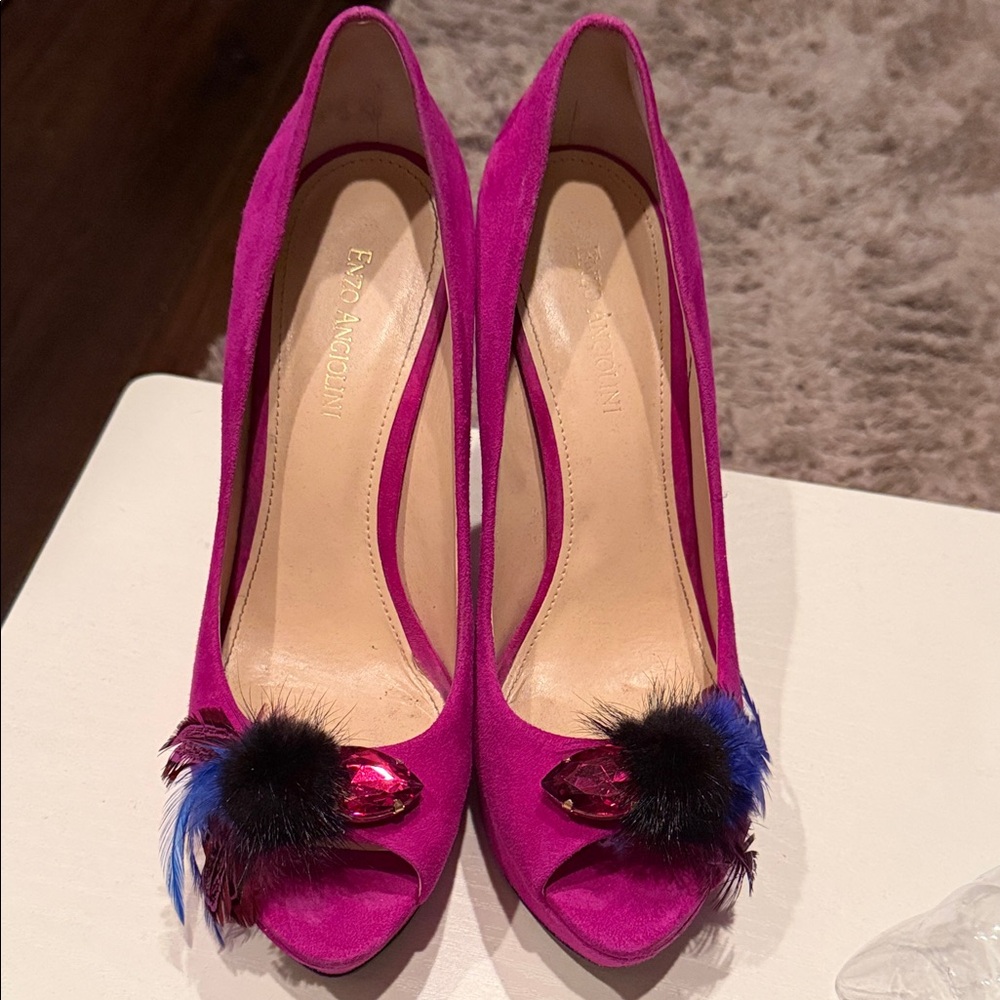 Enzo Angelina Fuchsia Suede Platform peep- toe pumps